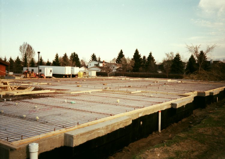 Grid of reinforcing steel.