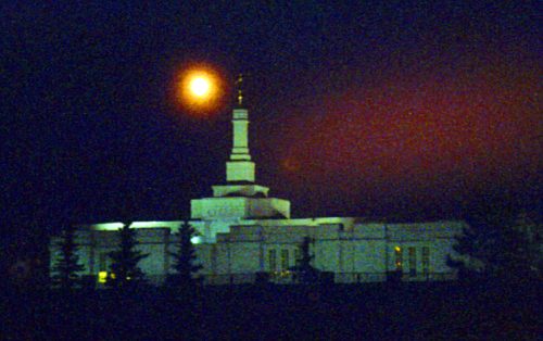 Winter solstice moonrise.