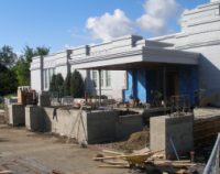 East wall has been poured between the main footings, and the forms have been removed (12 Sept 2011).