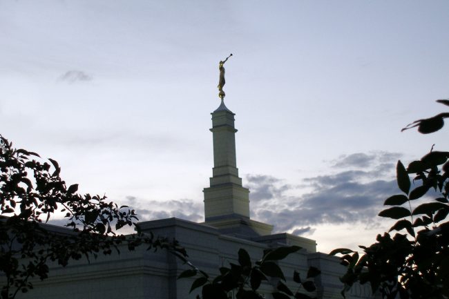 Spire with Mornoni statue closer.