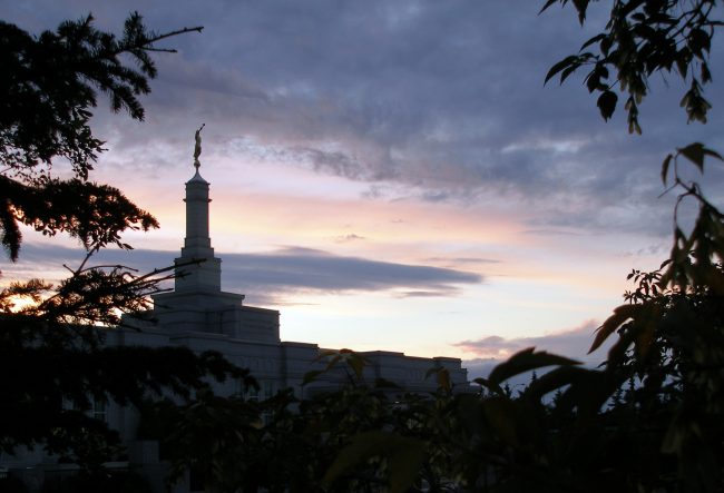 Spire with Moroni statue from Southeast roadway (1a).