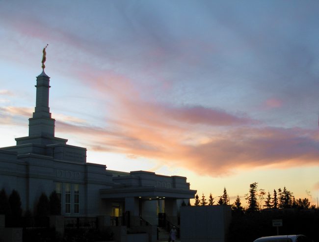 Temple, at twilight on 25 August 2006.