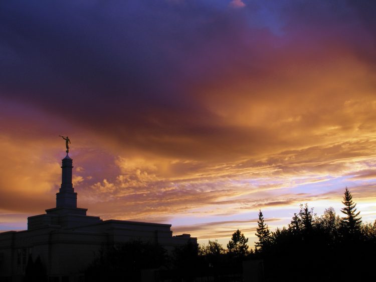 Temple, at twilight on 27 September 2006.